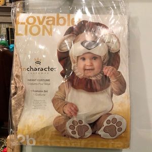 Lion Halloween costume size 18 months